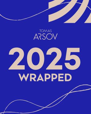 Rok 2025 byl plný malých rituálů, velkých změn a krásných momentů, ve kterých hrály roli právě vaše vlasy. ✨💙 A my jsme se...